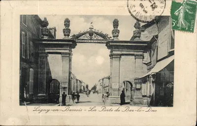 Ligny-en-Barrois — A Porta de Bar-le-Duc — editor não identificado, número de série não visível