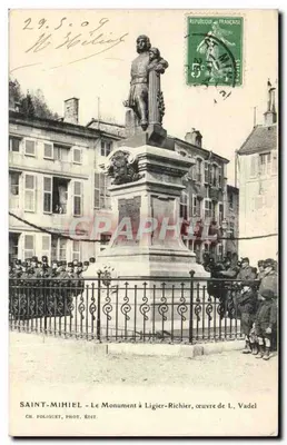 Saint-Mihiel — O Monumento a Ligier-Richier, obra de L. Vadel — CH. Foliguet, fot. edit.