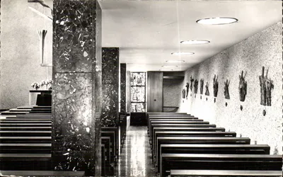 Igreja de São João Batista — Lado baixo leste e vista parcial do Caminho da Cruz — Breteuil (Oise)