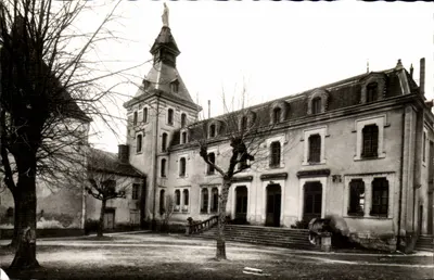 Étagnac (Charente) — Casa de Repouso Santa Maria — Edições Van Eyckrouleau