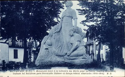 Ascain (B.P.) — Monumento erguido em memória dos Mortos pela Pátria (Guerra 1914-1918) — M.D.