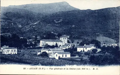 Ascaïn (B.-P.) — Vista geral e o Rio Rhône (alt. 900 m) — M. D.