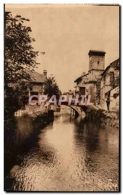 La Nive a Saint-Jean-Pied-de-Port — vista del ponte e degli edifici — Edizioni Artistiche Raymond Bergevin, La Rochelle