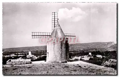 O Molino de A. Daudet — Fontvieille — Estel