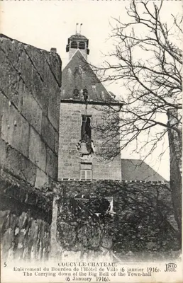 कूसी-ले-चाटो — 6 जनवरी 1916 को शहर के भवन के बौर्डॉन के नीचे उतरना — एनडी फोटो