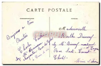 छोटी ब्रेटन लड़की — पारंपरिक वस्त्र में — विलार्ड संग्रह, कुइम्पर — पीछे