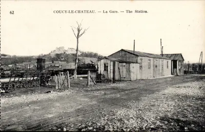 Coucy-le-Château — Ga xe — The Station