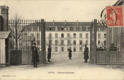 La Vallée - Cuartel Schneider — editor desconocido, número de serie no visible