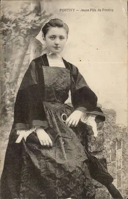 Pontivy — Menina jovem de Pontivy — Coll. Le Cunf, Cliché Héloïs