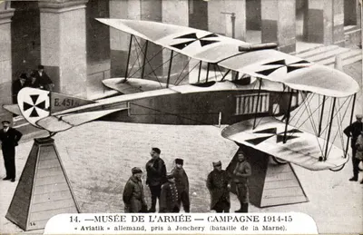 Aviatik alemão — Museu do Exército — Campanha 1914-15