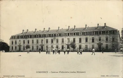Commercy - Casa de Infantaria (antigo Edifício) — Bachelart, fot. em Commercy ; Arnet, edit. em Commercy