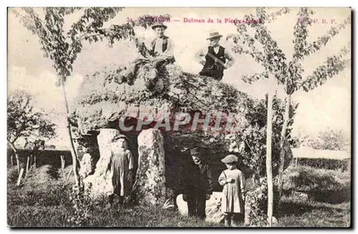 Dolmen da Pedra-Anceuse — Sainte-Émilion — Editor J. P. R. P.