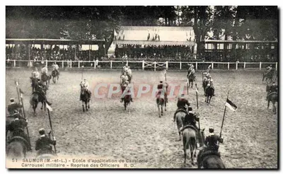 Saumur (M.-et-L.) - Escola de Aplicação de Cavalaria - Carrossel Militar - Reprise dos Oficiais