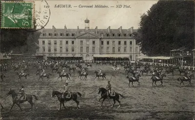 Saumur — Carrossel Militar — ND Pbot.