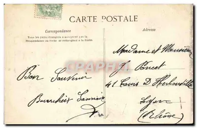 Boerenvrouw uit Chatel-Guyon — L'Auvergne Pittoresque — Collectie V. D. C. édit. — Achterkant