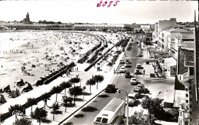 Royan — Plaża i Bulwar Garniera — Réal-Photo