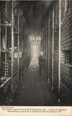 Castelo Lafite-Rothschild — Biblioteca única da Coleção de Vinhos desde 1797 — Cliché Panajou
