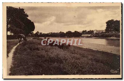 Ste-Foy-la-Grande — Paisagem sobre a Dordogne — Cim