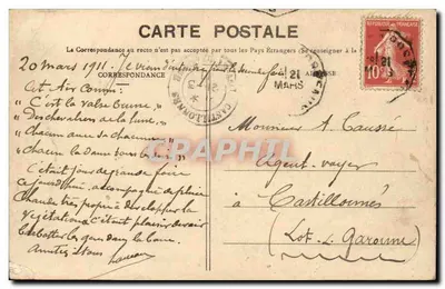 Ste-FOY-la-GRANDE — Rue de la République — szczegół budynku z wieżą — BR-514 — Rewers