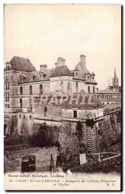 Cadilhac-sur-Garonne — Muralhas do Castelo de Epernon e a Igreja — Marcel Delbov, Photolypie, Bordeaux, n°36