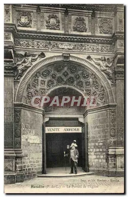 Hesdin (P.-de-C.) — O Portal da Igreja — Imp. e lib. Herbay - Hesdin