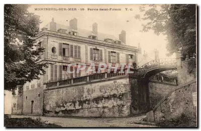 Montreuil-sur-Mer — Pátio de São Firmino — Y. C.