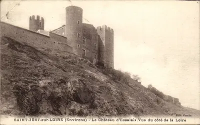 Saint-Just-sur-Loire (Arredores) — O Castelo de Essalais. Visão do lado da Loire — Edit. Combe