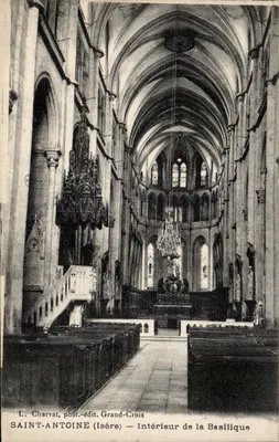Saint-Antoine (Isère) — Interior da Basílica