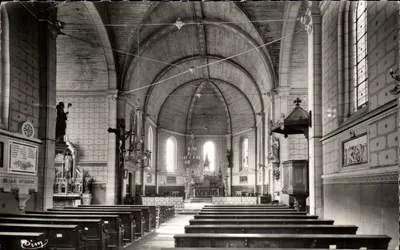 Interior da igreja — Ste-Gauburge (Orne) — Fotografia Verdadeira