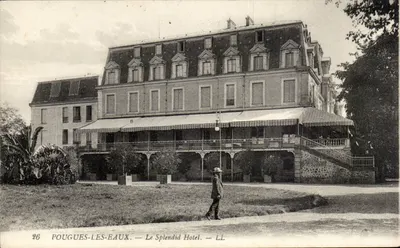 Pouguès-les-Eaux — O Hotel Splendid — LL