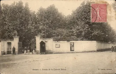 Ancenis — Entrada da Caserna Rohan — D. Loncin, Ancenis