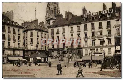NANTES - Place Royale - A Fontaine — Grand hôtel e Galeries, editor G. Nantes