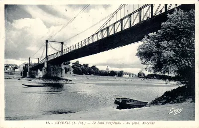 Ancenis (Loire-Inférieure) — O Ponte Suspensa — No fundo, Ancenis — Edição Gaby