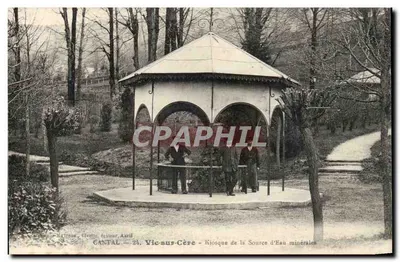 Vic-sur-Cère — Kiosque da Fonte de Água Mineral — Editor Auriol, n°24