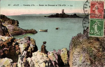 Agay — Corniche d'Or — Rocher du Dramont e a Ilha de Ouro — LL