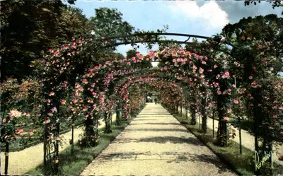 La Roseraie de l'Hay-les-Roses — Seine — Édition d'Art Raymon