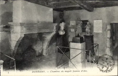 Domrémy — Pokój, w którym urodziła się Jeanne d'Arc — Dom Jeanne d'Arc, Domrémy-la-Pucelle