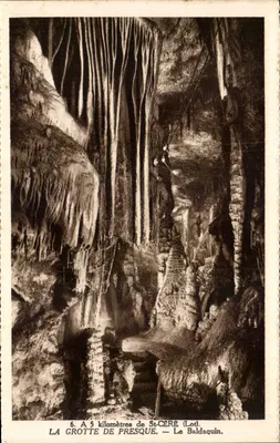 A Gruta de Presque — O Baldaquino — 5 km de Saint-Céré (Lot)