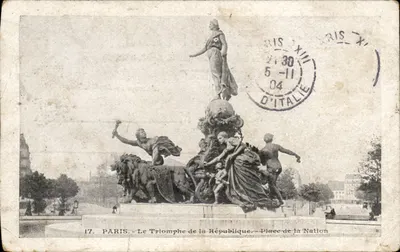 Paris - O Triunfo da República - Praça da Nação — editor desconhecido, n° 17