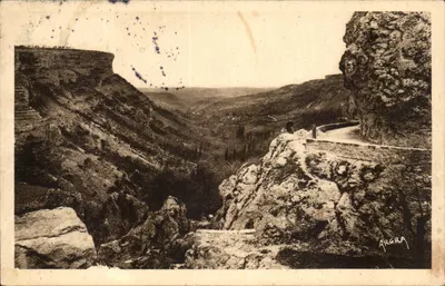 Gorges d'Autole - Estrada e Gorges d'Autole — Les Arts Graphiques, n°1032