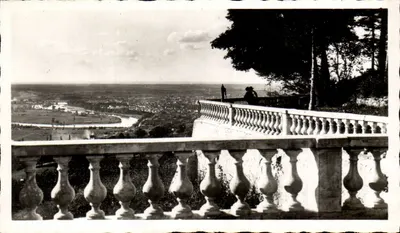Vichy - Vue générale prise de la côte St-Amand (alt. 483 m.) — série 265