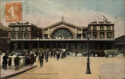 Paris — A Estação de Trem — L. D.