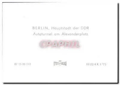 Berlin, stolica NRD — Autotunnel przy Alexanderplatz — Foto Verlag — Rewers