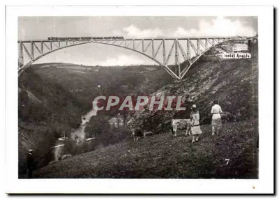 Ponte do Douro em Anglés — vista com trem e hotel — n°7
