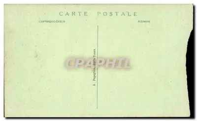 PARIS — A Torre Eiffel — A.P. — Verso