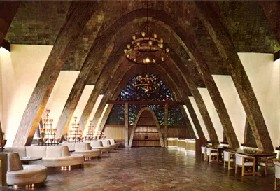 Salle de réception Puig y Cadafalch — Monument National — Casa Codorniu