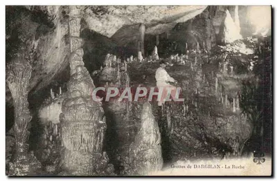Grutas de DARGILAN - A Abelha — editor desconhecido, número de série não visível
