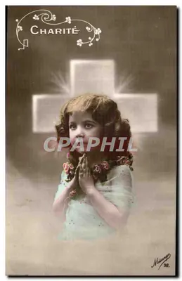 Little girl in prayer — Charity — Maïnange 92