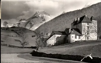Laruns — O castelo de Espalungue — Edição Jové, Pau
