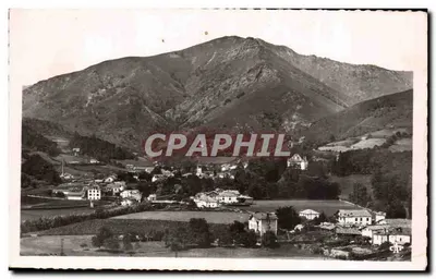 Saint-Étienne-de-Baigorry — Vista geral, a Igreja e o Castelo de Echaux — Cie des Arts Photomecaniques